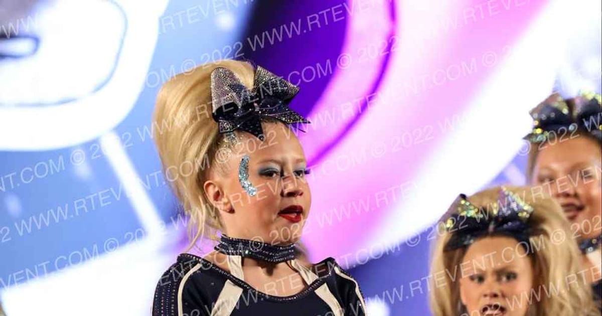 Macs Allstar Cheer MACS MOONLIGHT · The US Finals Utah DIDII