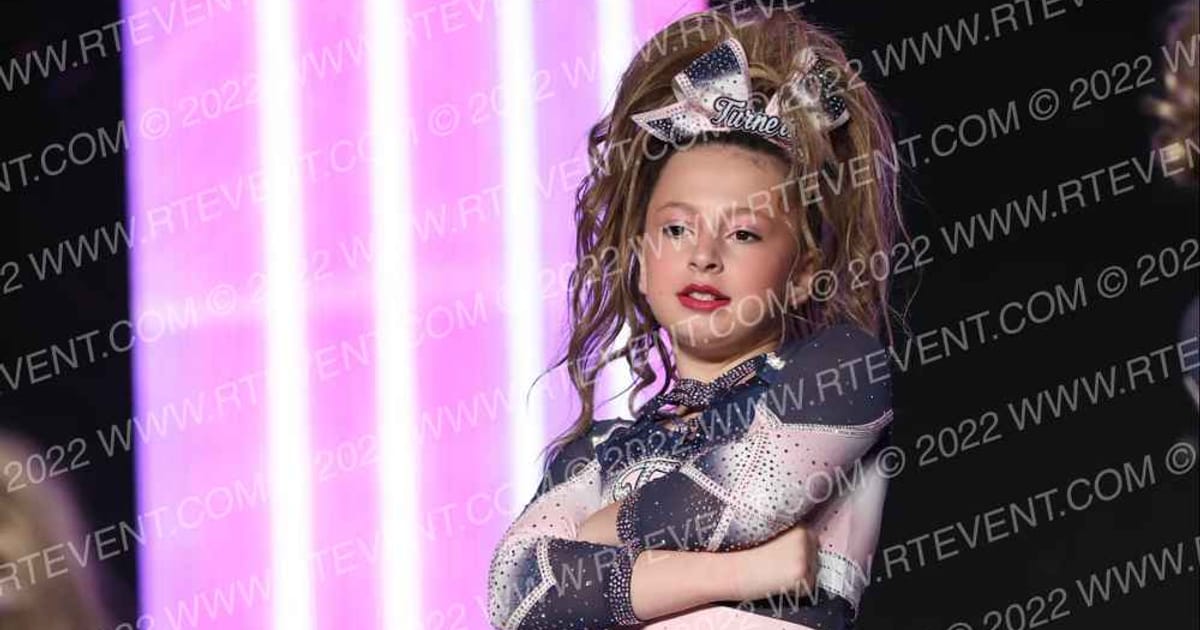 Turners All Star Cheerleading Magenta · All Star World Championships Sunday