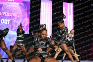 Notorious Superstars Black OUT