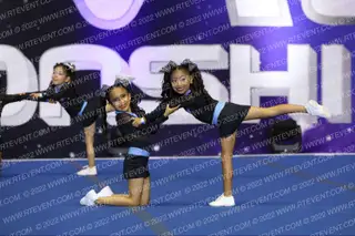 TRIPLE THREAT DIVA STARS