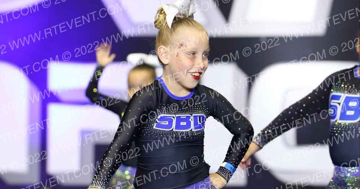 SOUTH BAY DIVAS MALIBU MINIS · So Cal Challenge Cup