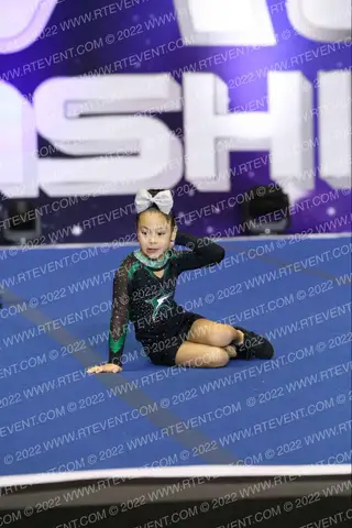 CHEERFORCE SLINKY SQUAD