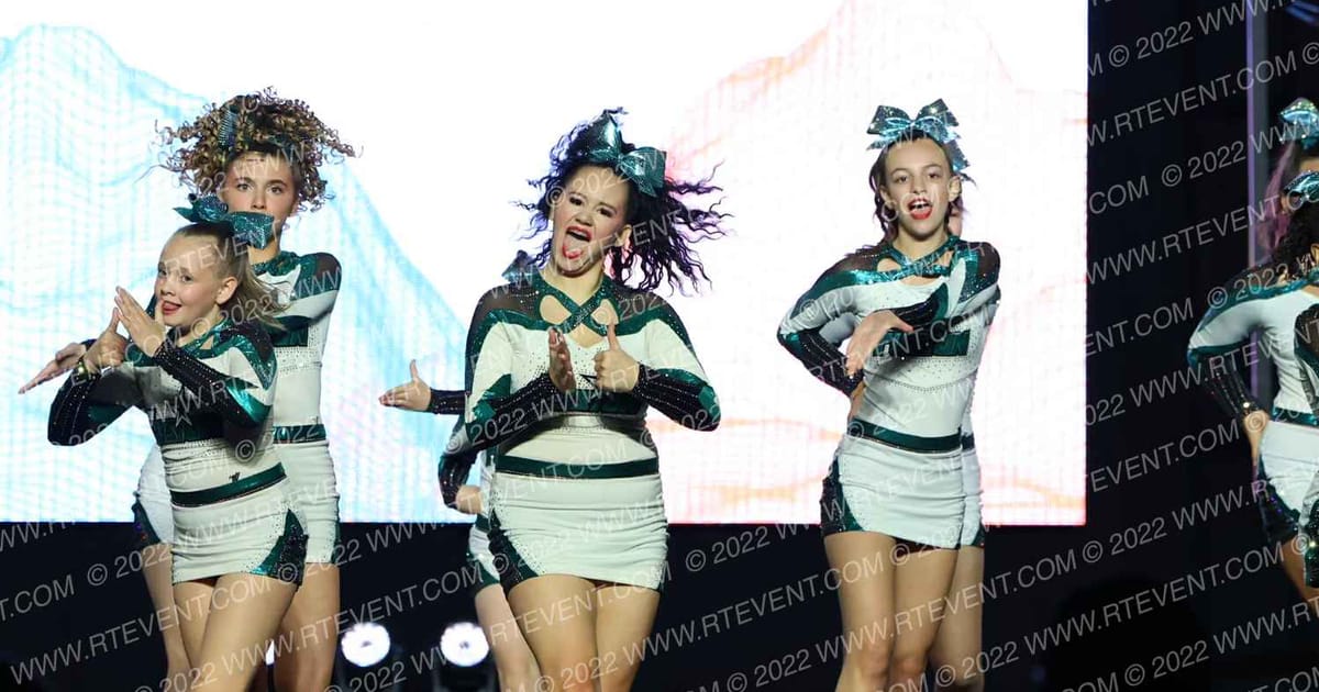 Cheer Fusion Elite Junior Heat · The Midwest Regional Summit