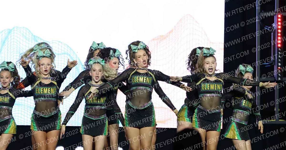 Element Elite Tumbling & Cheer Lady Lithium · The Midwest Regional Summit