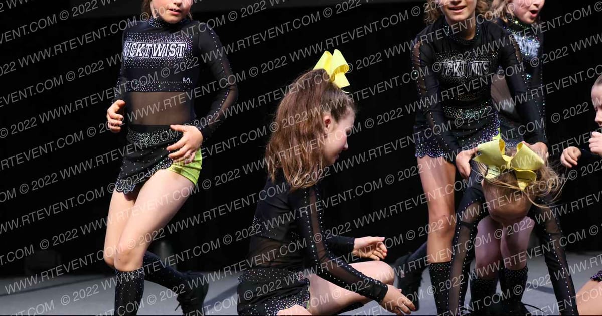 Kick Twist Banana Kick Twist Cheerleading · Prep and Rec Grand Nationals Soundstage Eighteen Saturday