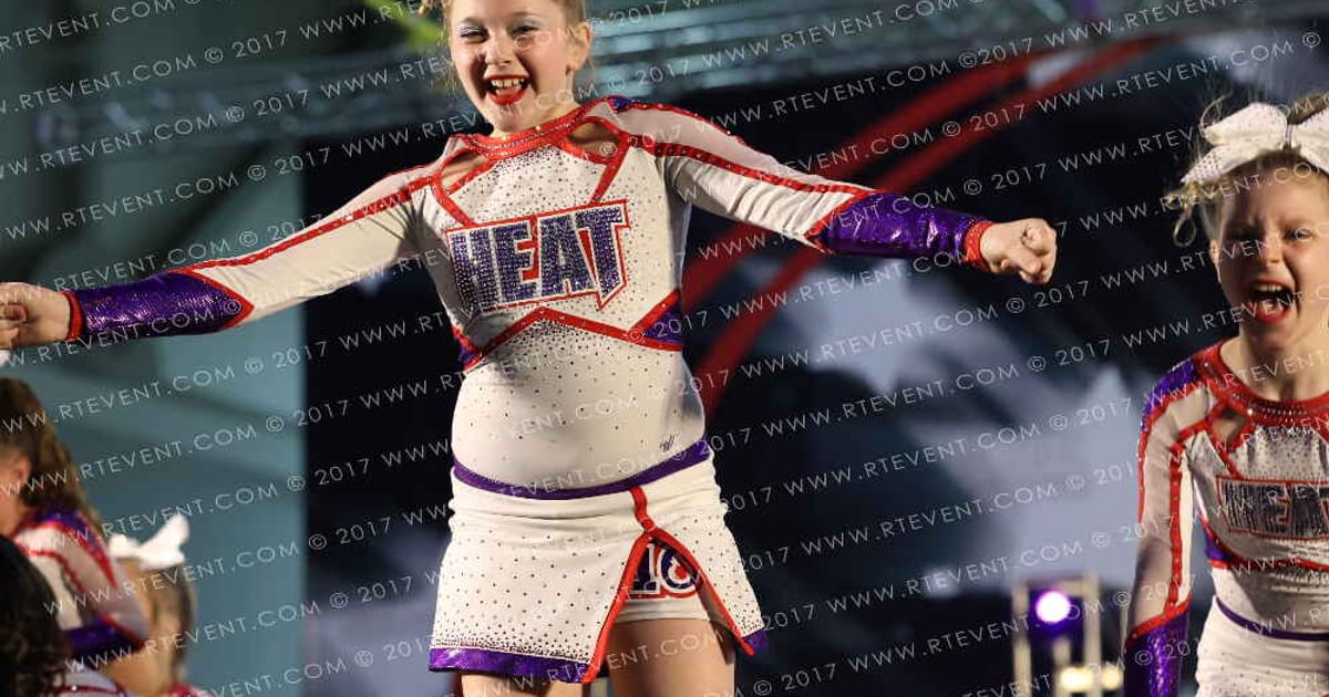 Perfect 10 Heat Lightning · ENCORE Louisville Showdown