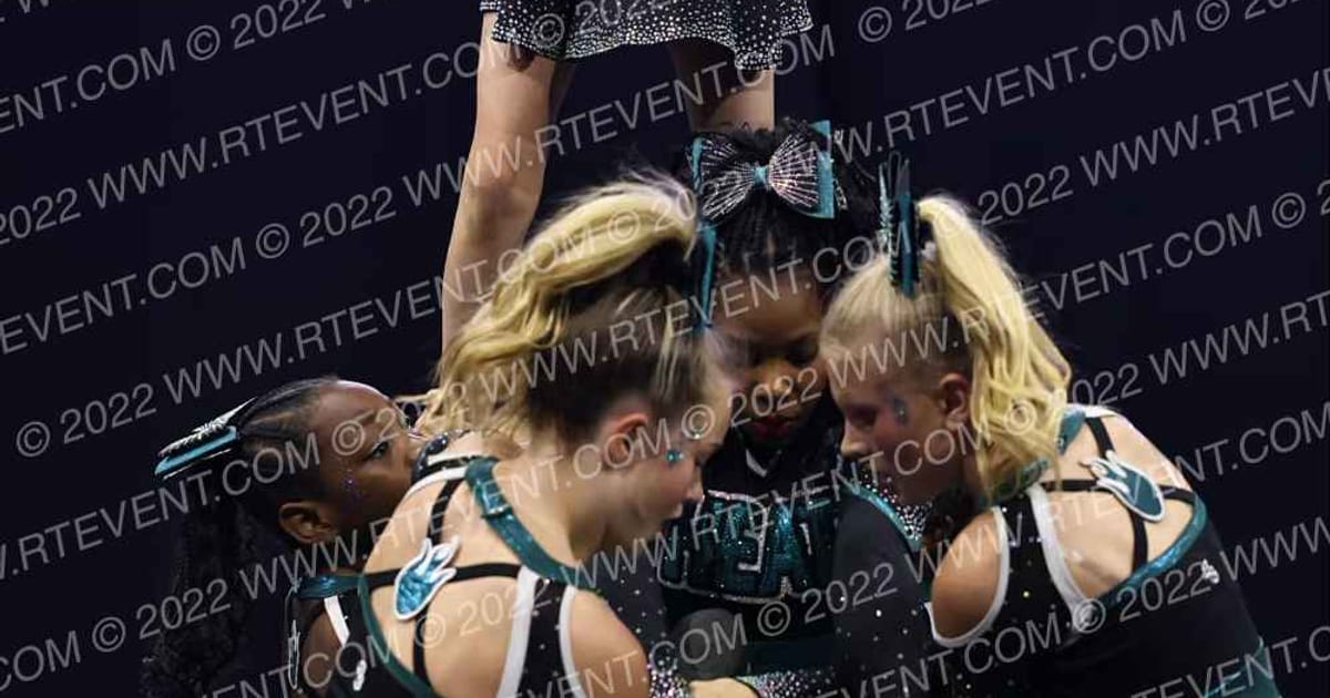 Smoke Mississippi Heat Cheer and Tumble · Prep and Rec Grand Nationals Sound Stage Twenty One Sunday