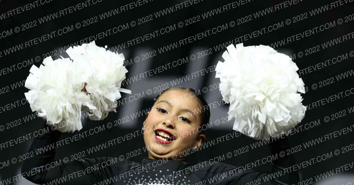 GOLDEN STATE ELITE MINI POM HIT THE LIGHTS · The Pinnacle