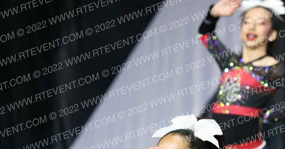 MAGNITUDE CHEER C2 · The Pinnacle