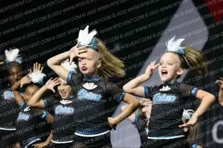 BELIEVE ATHLETICS GLAMOUR GIRLS