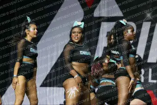 LA DREAM ALL STARS AURA