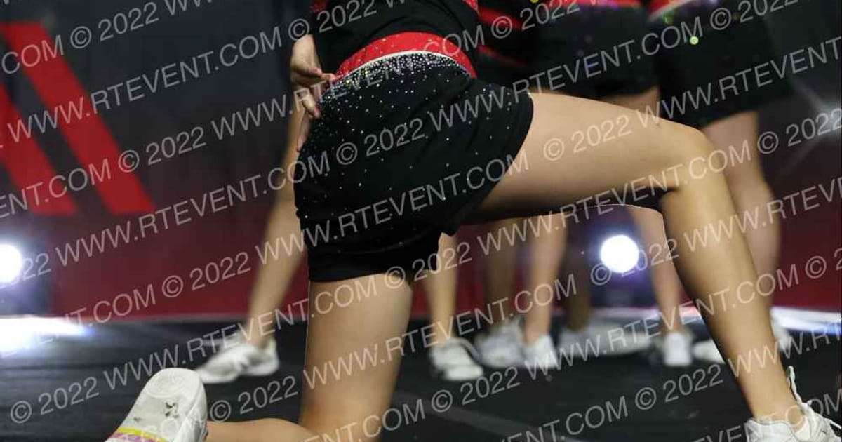 MAGNITUDE CHEER C2 · The Pinnacle