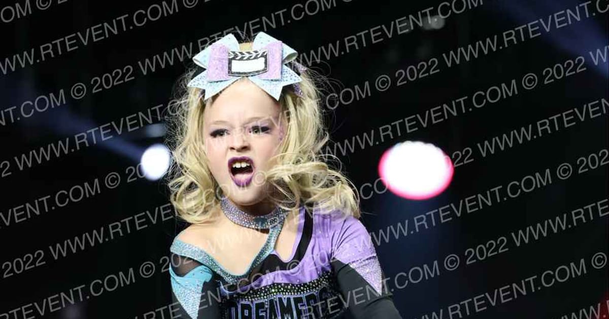 BBG DAZZLING DIVAS · The Pinnacle