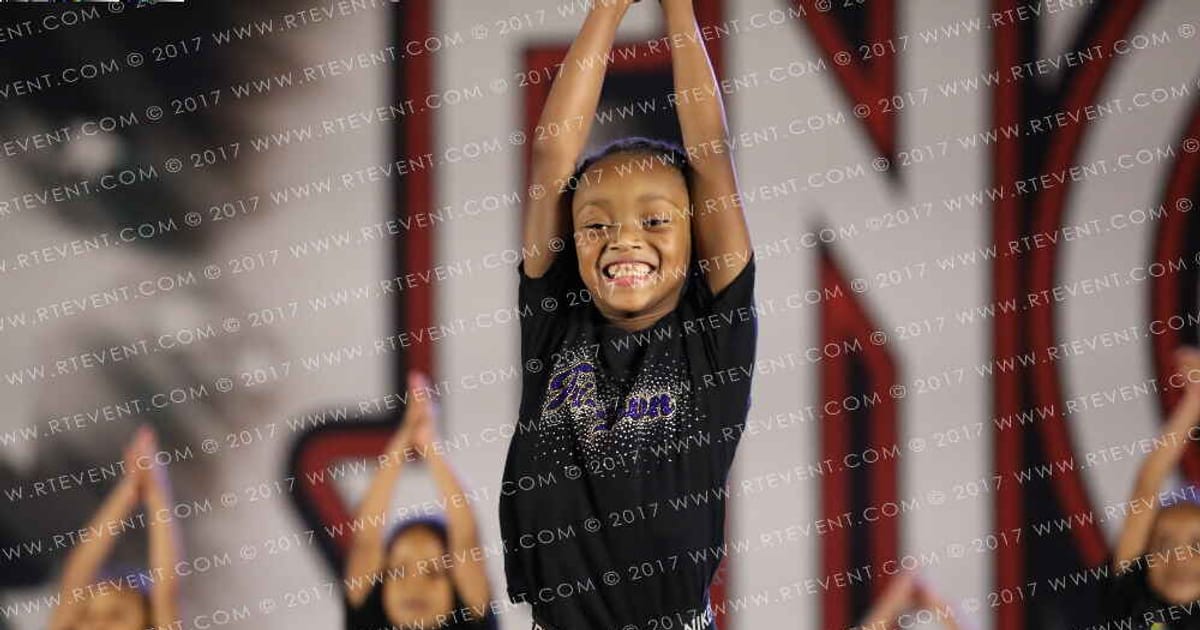 Tri-Town Competitive Cheerleading Whirlwinds · Encore Baltimore Showdown DIDII