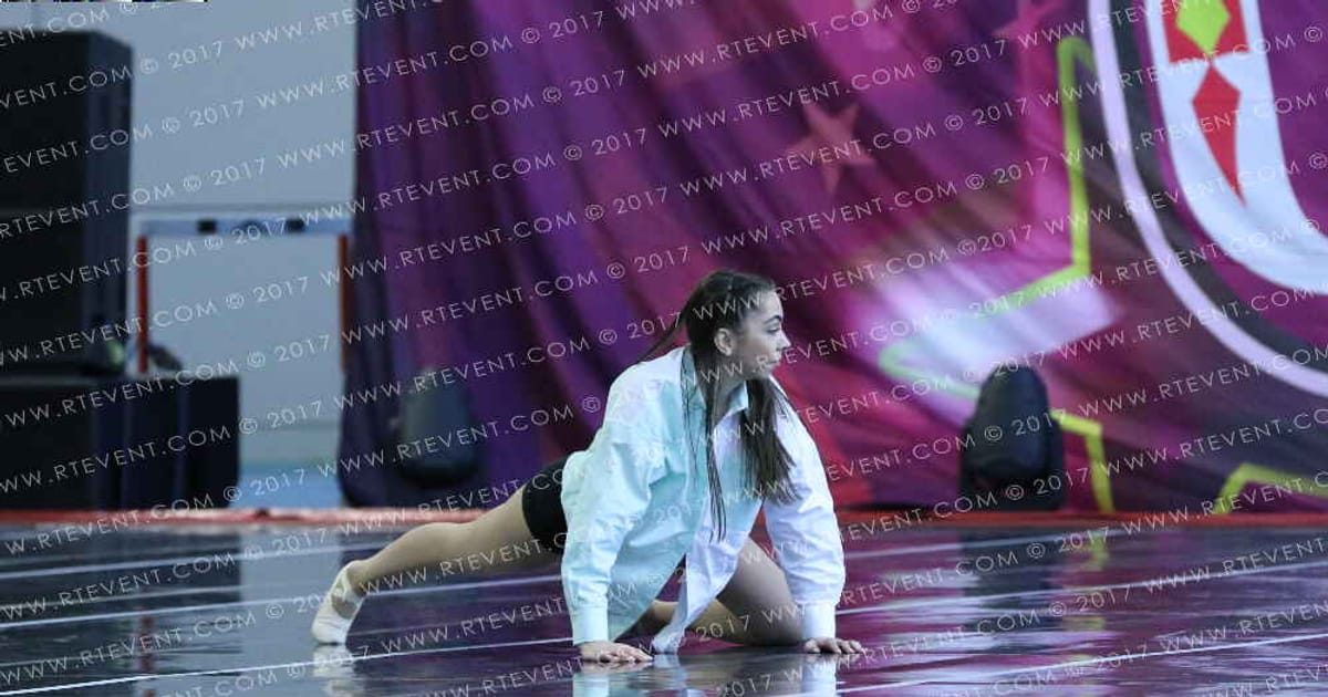 York Hornets Alex and Katie · Circus Spectacular