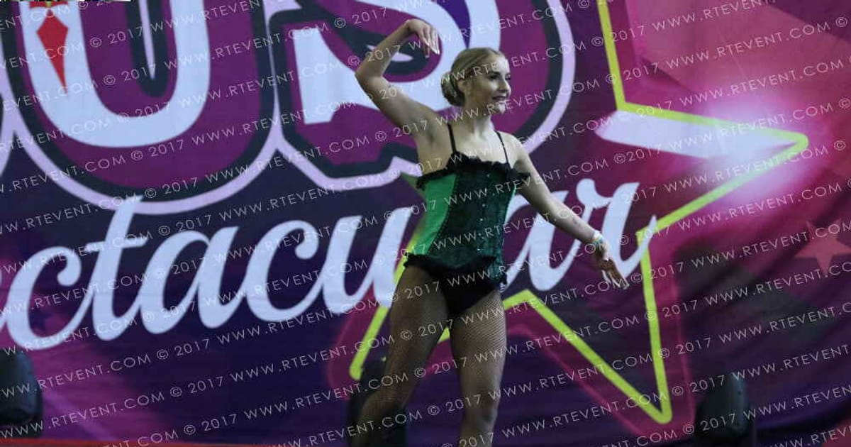 Hartlepool Hawks Cheerleading Academy Leah Wintersgil · Circus Spectacular