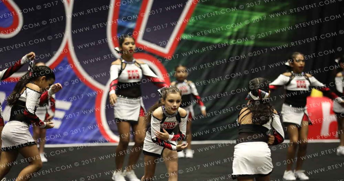Extreme Cheer Stars Comets · San Antonio Classic