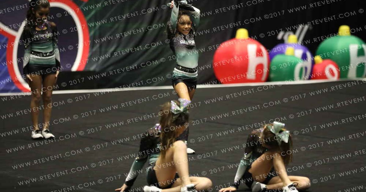 Amy's Athletics Show Gunn Cheer Teal Steal · San Antonio Classic
