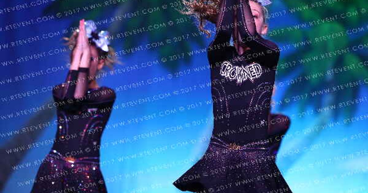 Crowned Elite Athletics DYNASTY DOLLS · The American Open Orlando Nationals DIDII