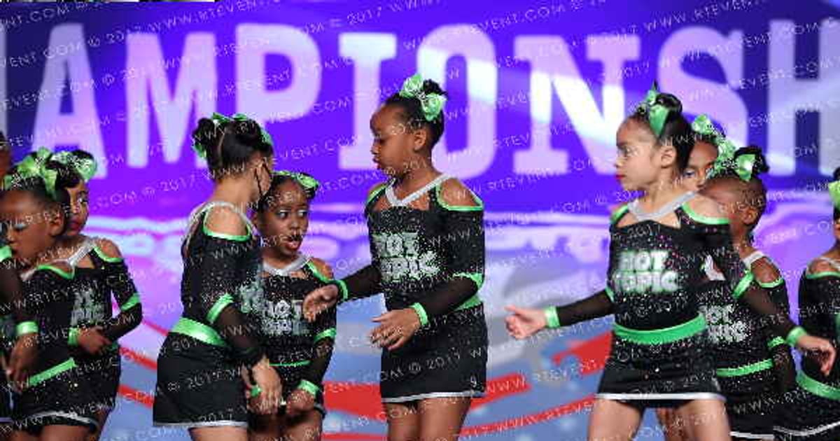 Hot Topic All Stars Beauty Queens · The Grand National Championship