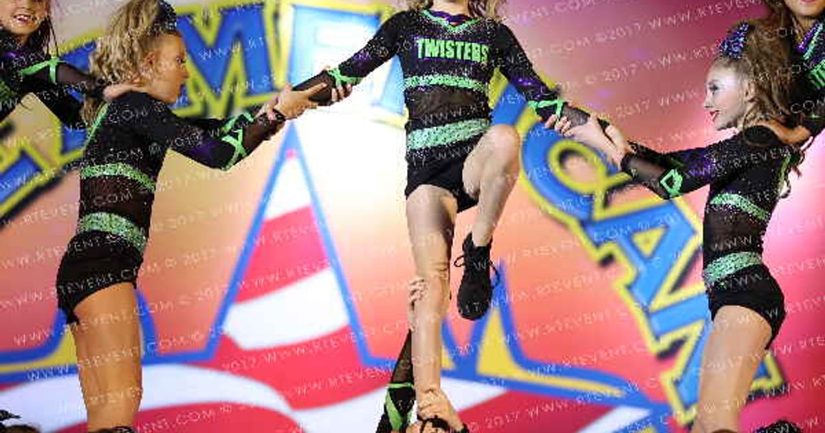 Knoxville Twisters Weather Girls · The American Royale Sevierville Nationals DIDII Option A CORRECT