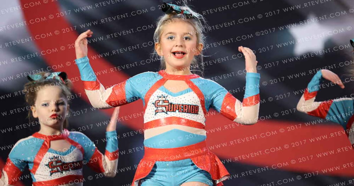 Superior Athletics Mini Sparkle · Encore Pittsburgh Showdown DIDII