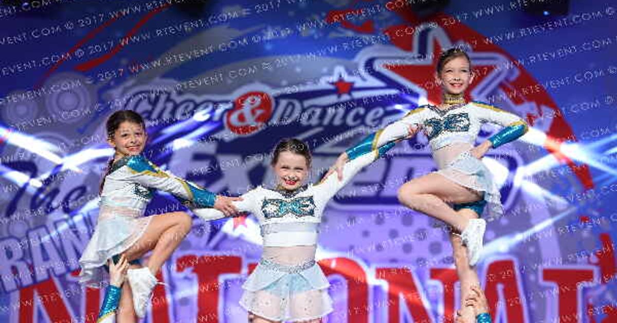 Chesapeake Elite White Gold · The Grand National Championship