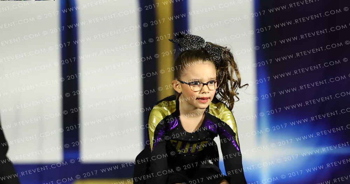Dragons Elite Mini Diva Trolls · CHEERSPORT Cincinnati Classic
