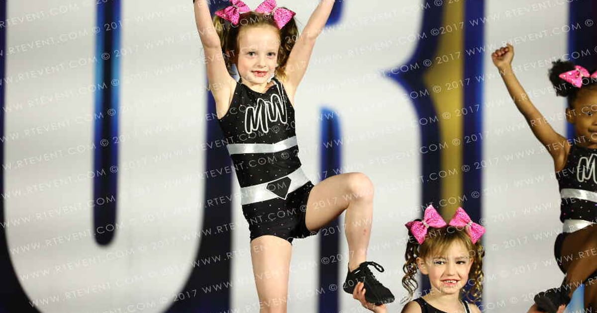 Midwest Cheer Elite-Columbus Tiny Couture · CHEERSPORT Cincinnati Classic