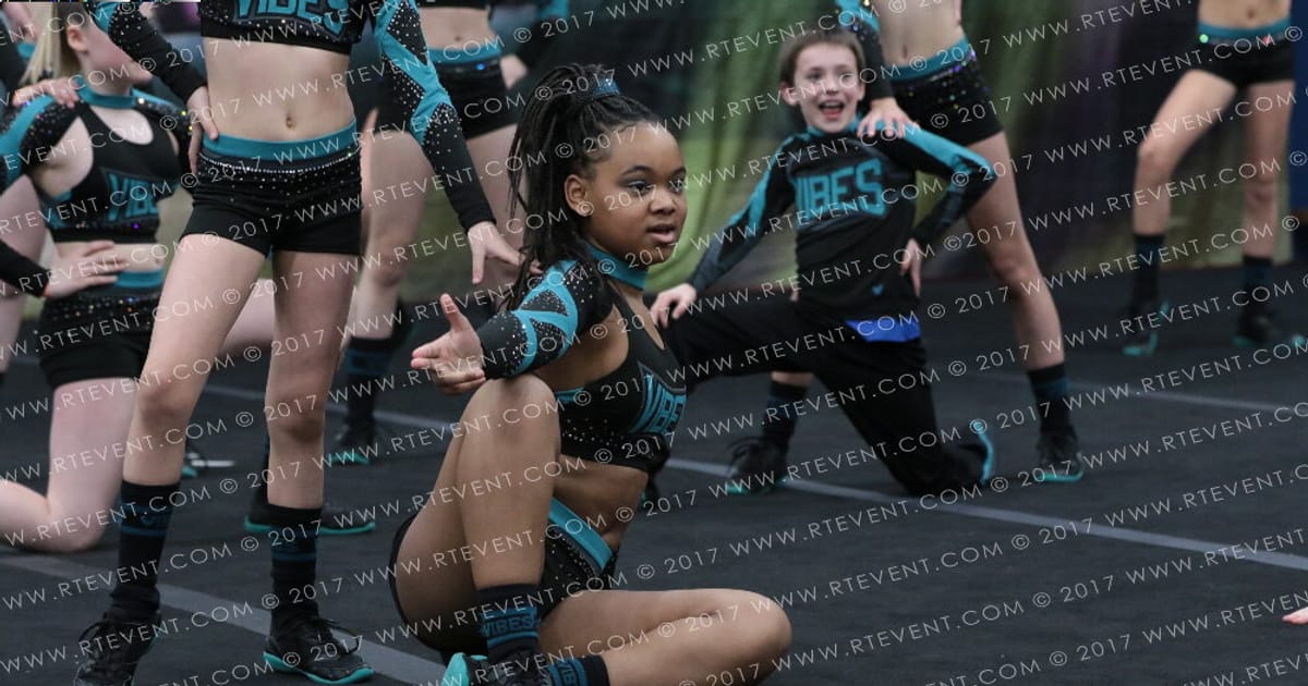 Vibes Cheerleading EMPOWERED · Spotlight Showdown