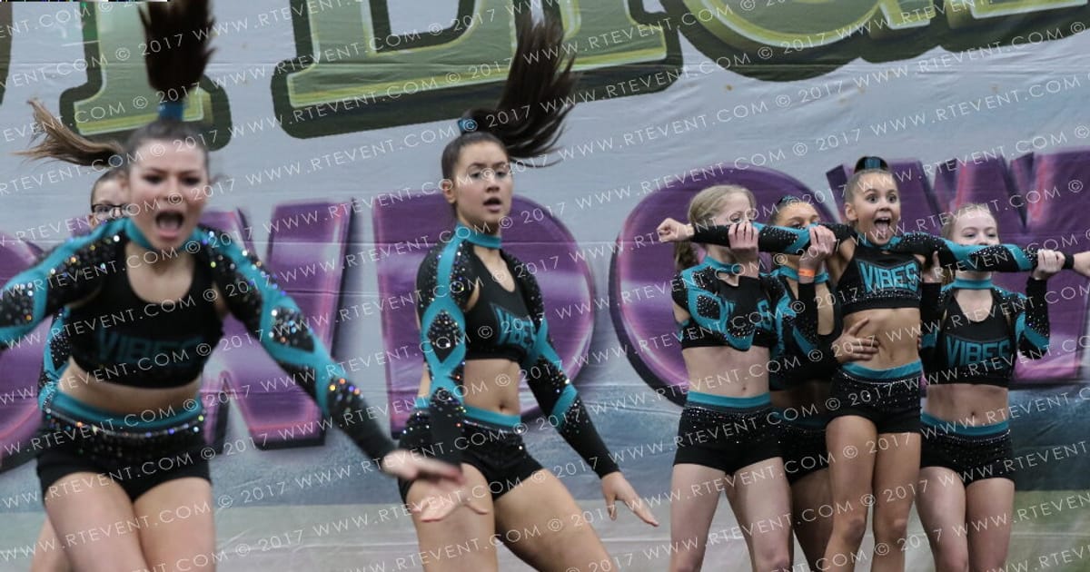 Vibes Cheerleading BLISS · Spotlight Showdown