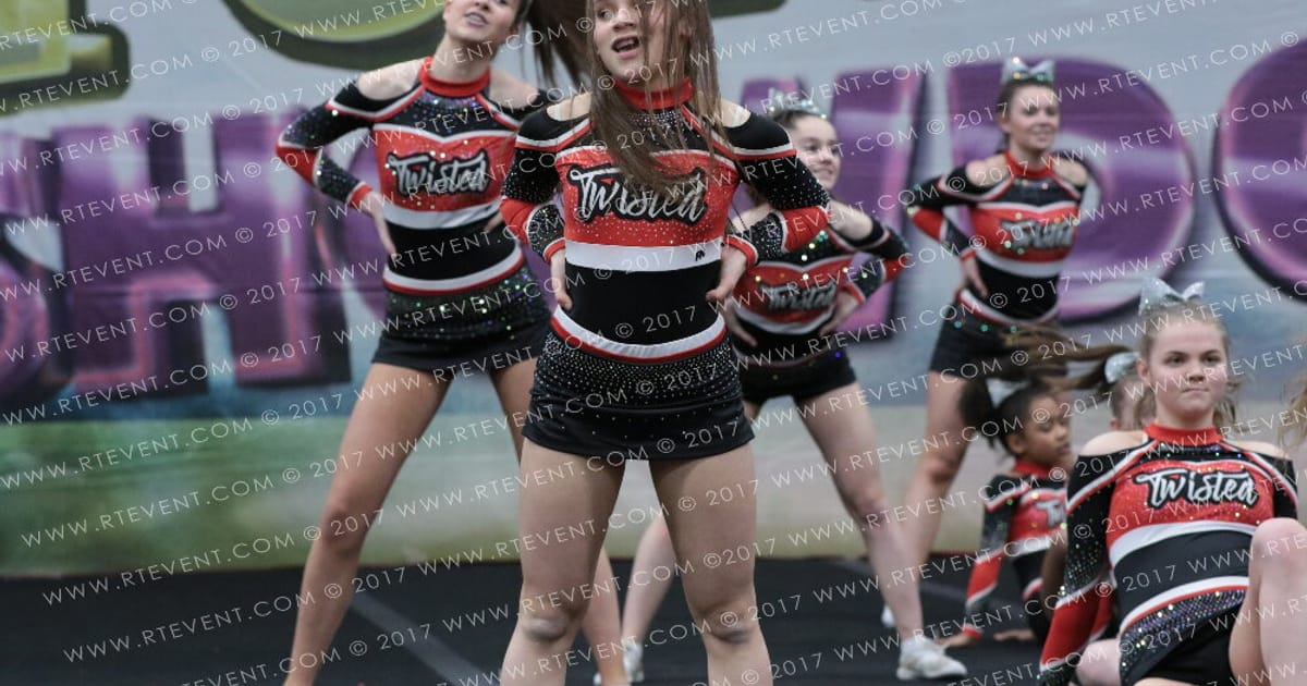 Twisted Cheer and Dance Revenge · Spotlight Showdown