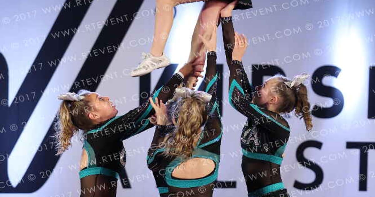 Cheer Extreme - Richmond Teal Tiaras · Encore Richmond Showdown DIDII