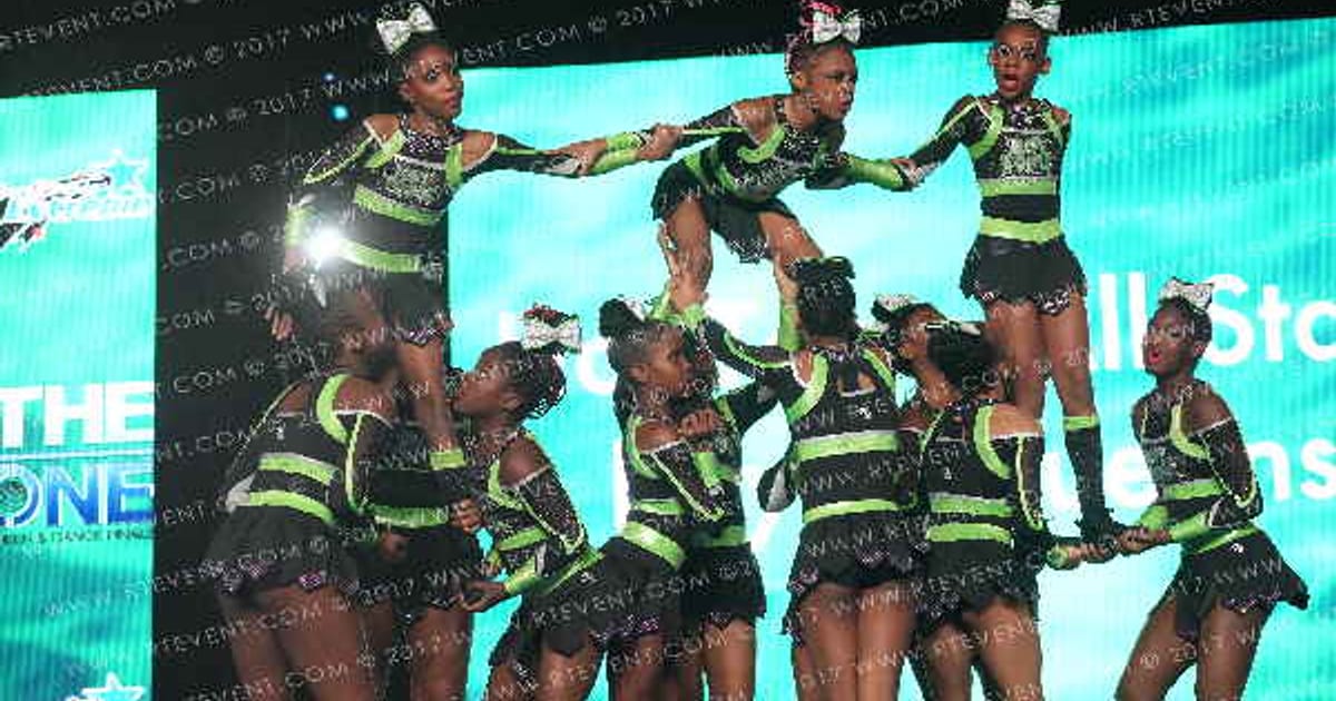 Hot Topic All Stars Royal Queens · The Grand National Championship