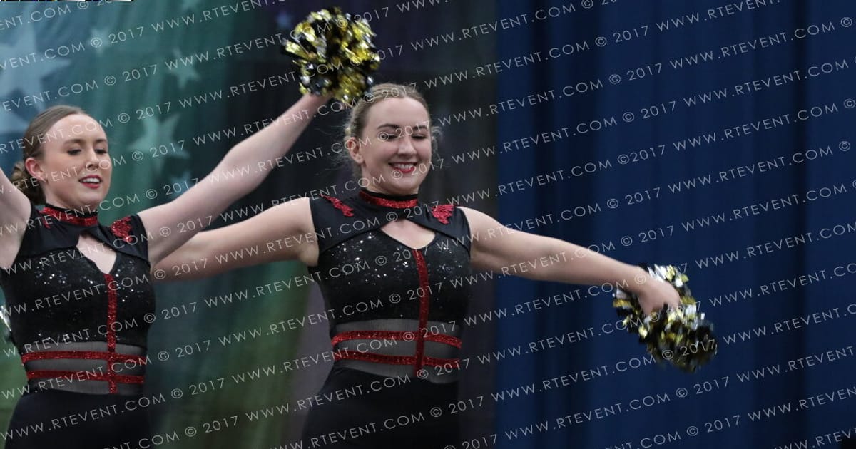 Ultimate Cheer Lady Luck · Spotlight Showdown