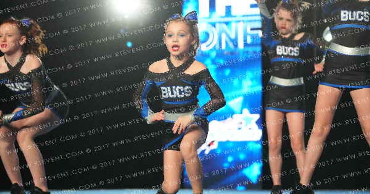 Bucs Cheer Topaz · The Grand National Championship