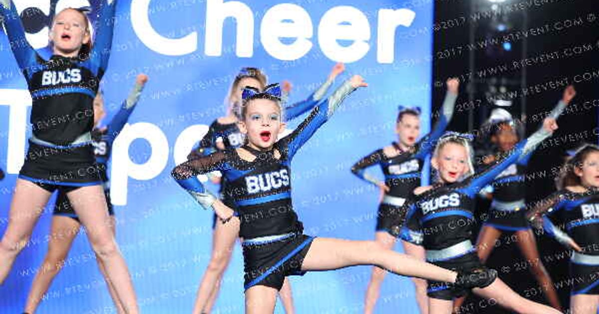 Bucs Cheer Topaz · The Grand National Championship