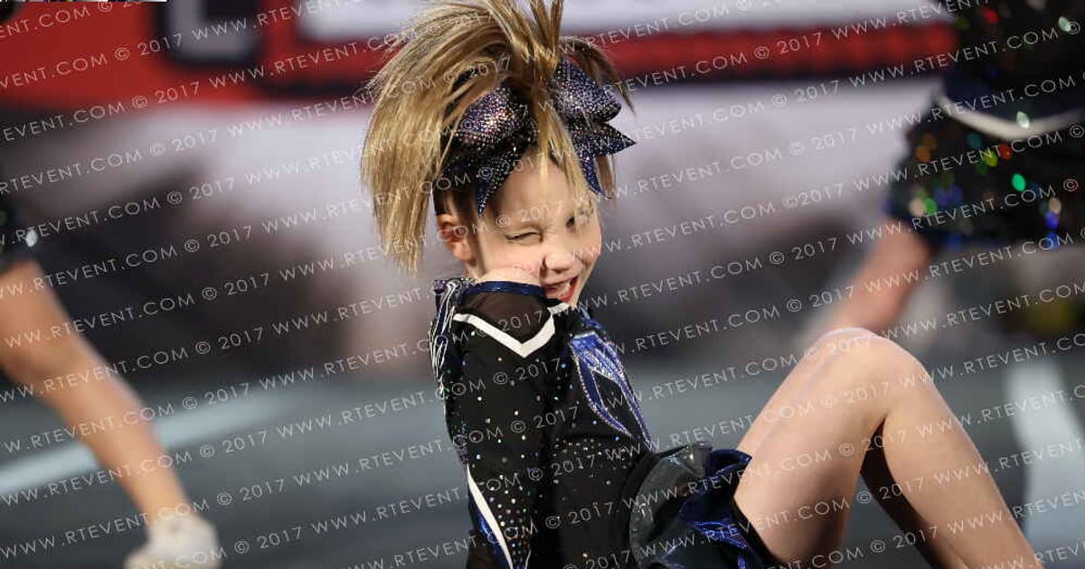 CTA Highflyers Cosmic Cuties · Encore Pittsburgh Showdown DIDII