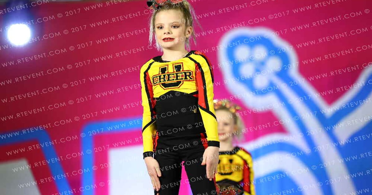 Terre Haute Cheer University MIGHTY DUCKS · Aloha Indy Showdown