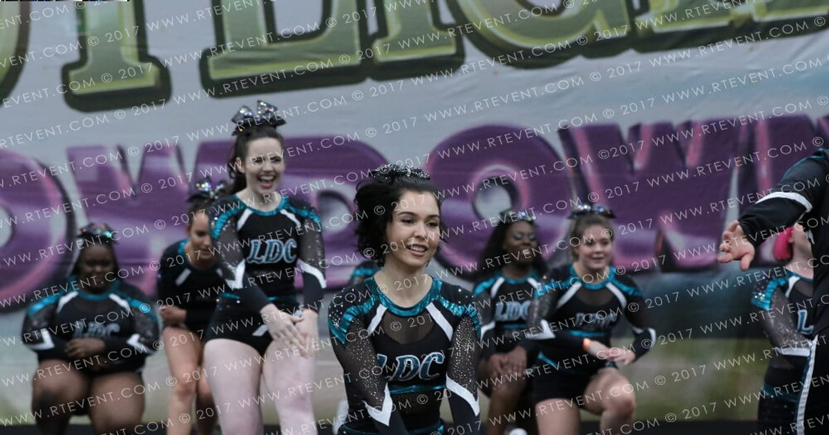 London Dynasty Cheer Monarchy · Spotlight Showdown