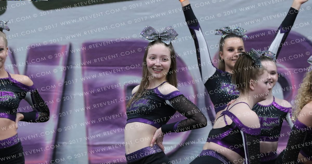 Power Cheer Electra · Spotlight Showdown