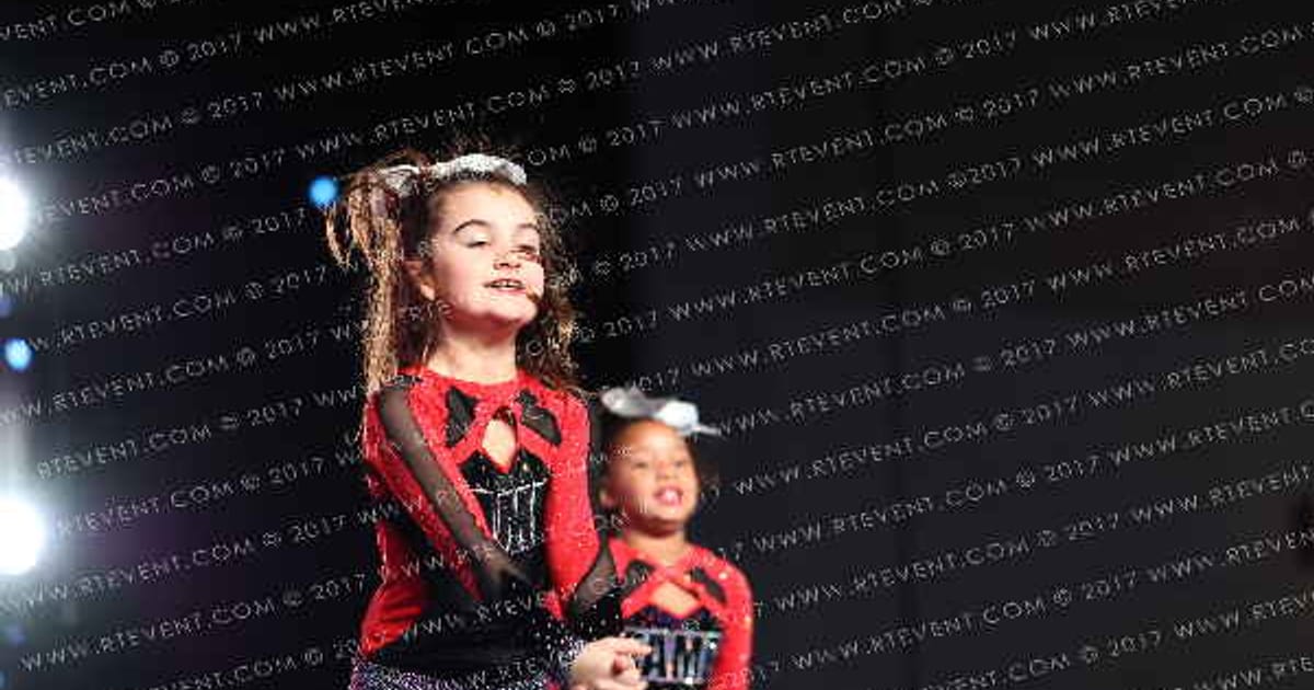 Fame Central Mini Clout · The Grand National Championship