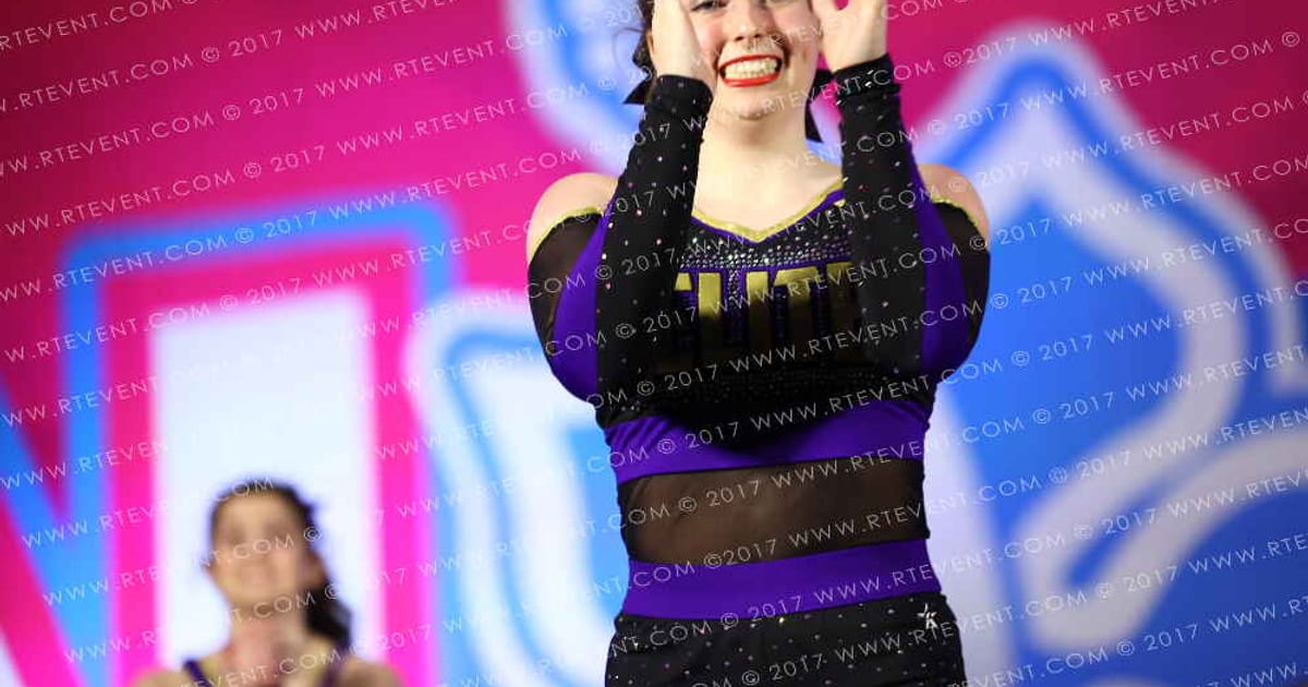 Dragons Elite Senior Co-ed · Aloha Indy Showdown