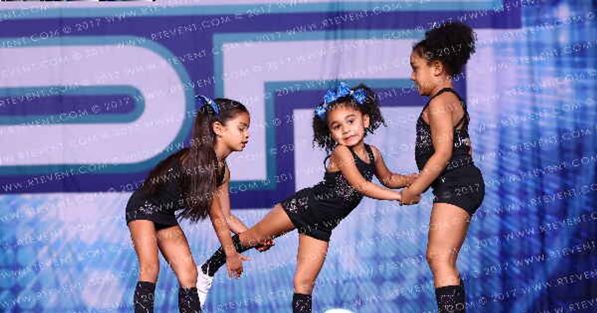 Southcoast Storm II Snowflakes · SF Rhode Island Grand Nationals