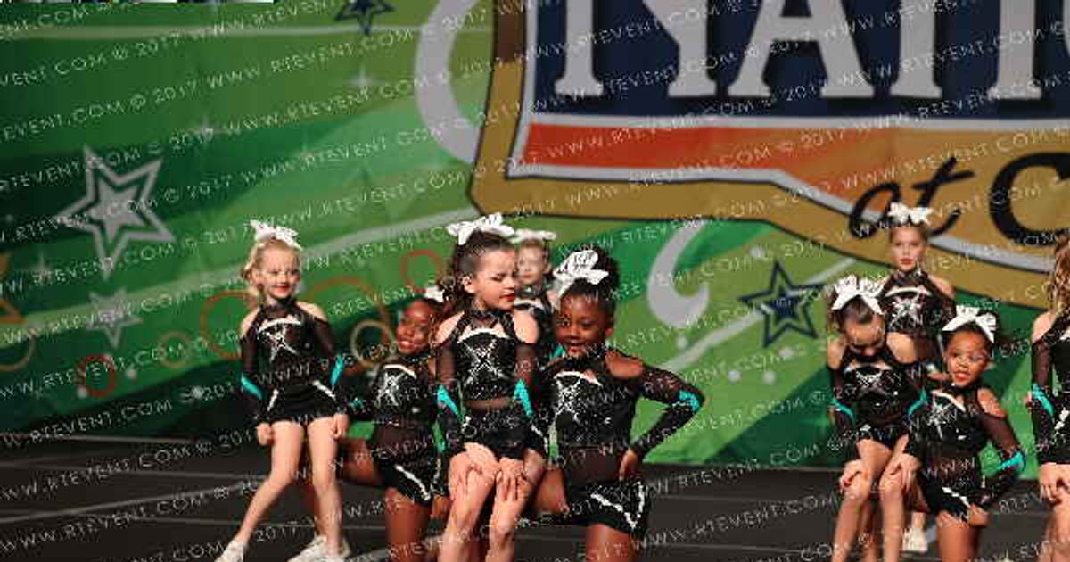 Cheer Extreme - Sanford Whirlwind · CanAm
