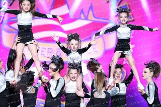 Waller Pee Wee Cheer Bulldogs