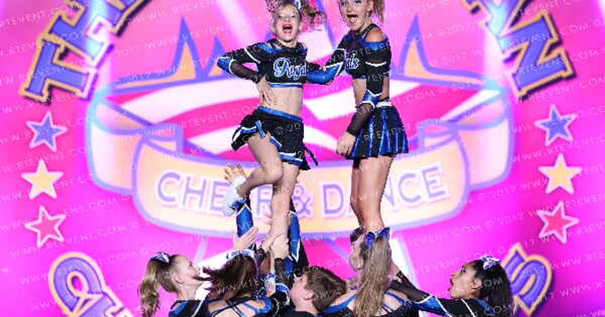Texas Royals Cheer Senior Sapphire · American Spectacular Houston Nationals