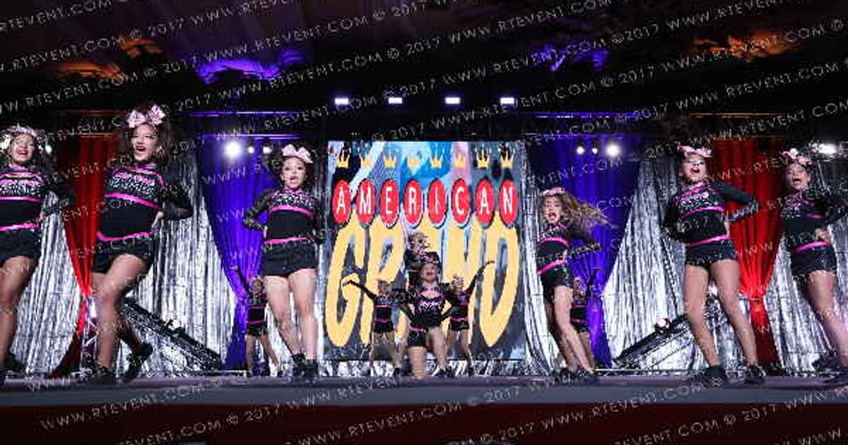 West Coast Fame Allstars Cheer XOXO · The American Grand Las Vegas Grand Nationals DIDII