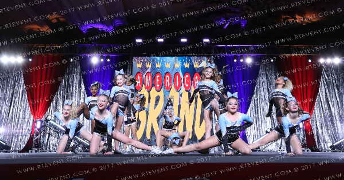 Las Vegas Elements Lady Lightning · The American Grand Las Vegas Grand Nationals DIDII