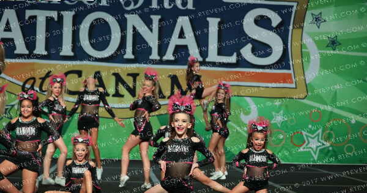 Diamonds All Stars Glitter Girls · CanAm